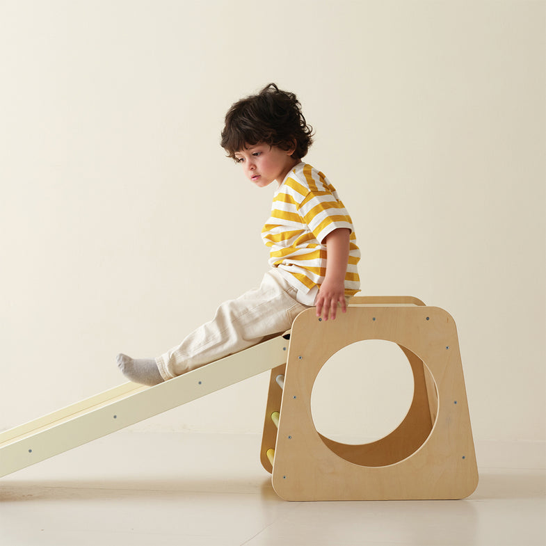 Pikler Compact Foldable Climbing Frame Set by Classic World