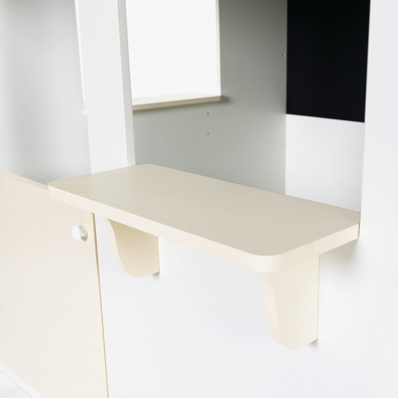 Mason Indoor Cubby House