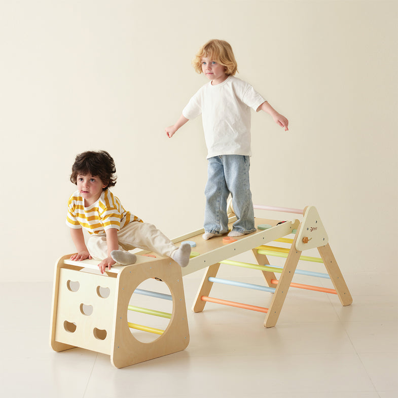Pikler Compact Foldable Climbing Frame Set by Classic World