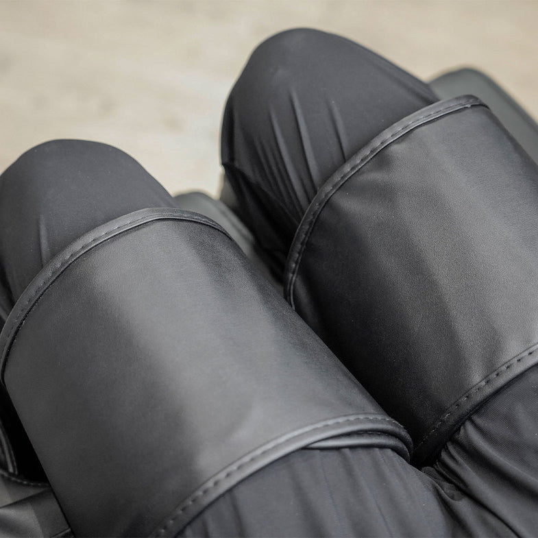 LuxCloud Air - Zero Gravity Heated Massage Chair (Black)