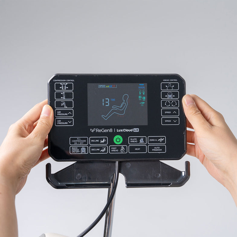 LuxCloud Air - Zero Gravity Heated Massage Chair (Black)